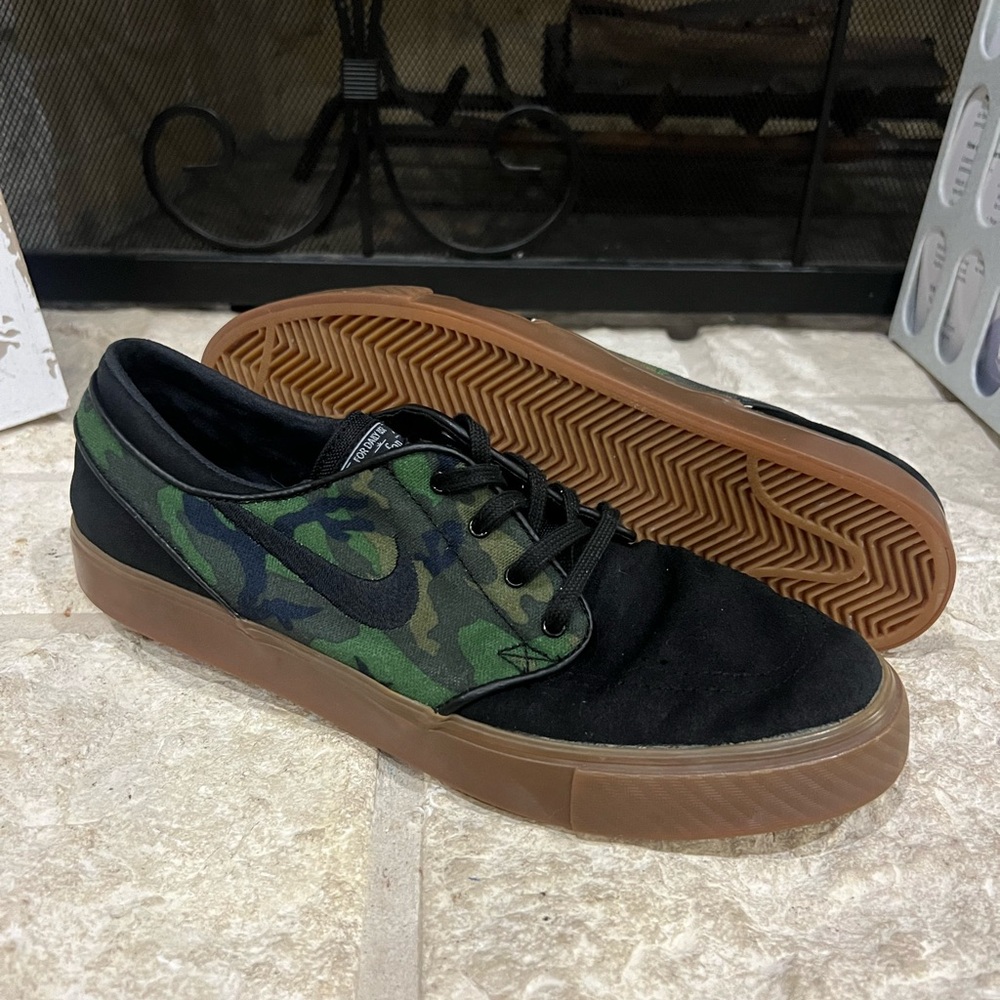 NIKE ZOOM Stefan Janoski SB Camo Shoes M10